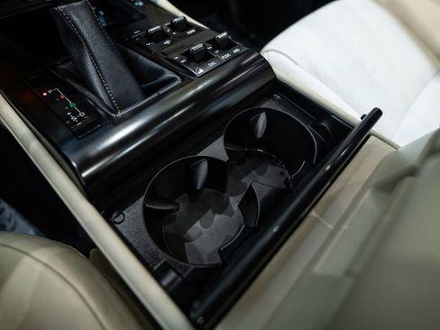 Used 2021 Lexus GX 460 Luxury image 34