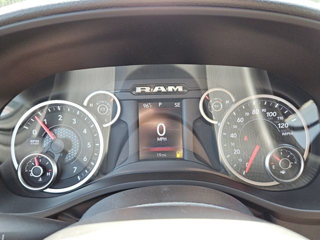 New 2026 RAM 1500 Tradesman AWD/4WD image 23