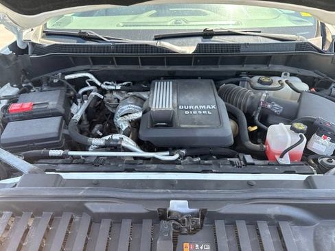 Used 2021 Chevrolet Silverado 1500 LTZ AWD/4WD image 25