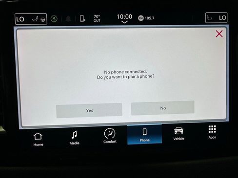 Used 2023 Chrysler Pacifica Touring-L image 29