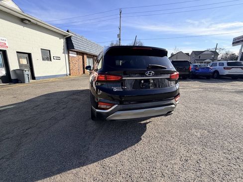 Used 2020 Hyundai Santa Fe SE w/ Cargo Package image 35