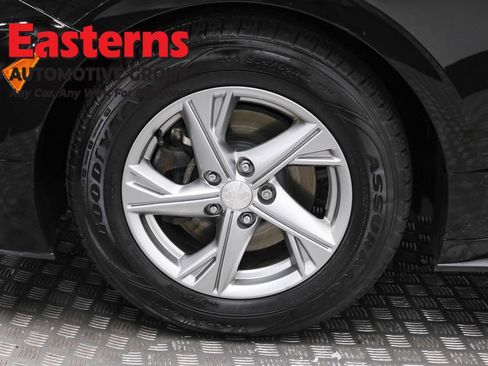 Used 2023 Hyundai Sonata SE image 32