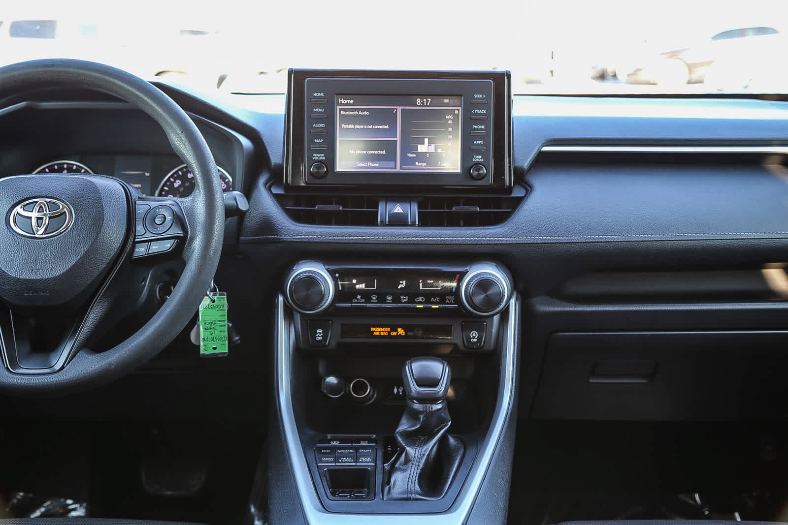 Used 2019 Toyota RAV4 LE w/ Carpet Mat Package AWD/4WD image 12