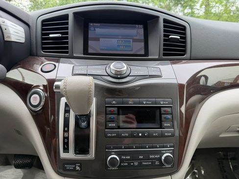 Used 2015 Nissan Quest SL image 26