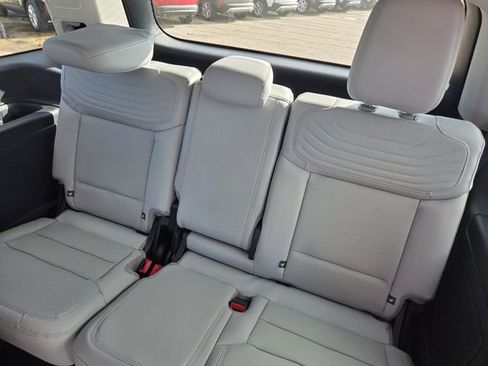New 2026 Ford Expedition Platinum AWD/4WD image 16