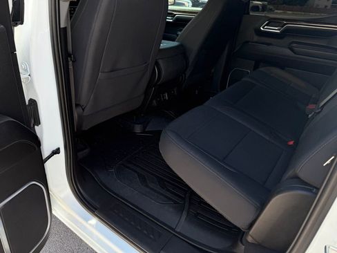 Used 2023 GMC Sierra 1500 SLE AWD/4WD image 35
