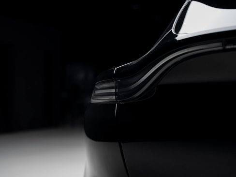 Used 2021 Aston Martin DBX image 28