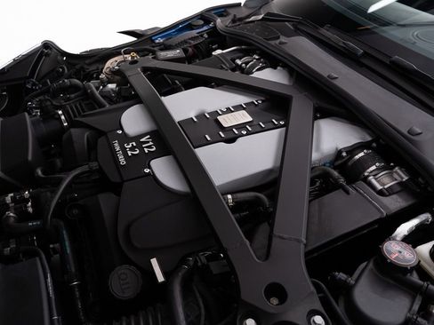 Used 2023 Aston Martin DBS Superleggera Volante image 51