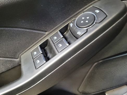 Used 2022 Ford Escape Titanium AWD/4WD image 27