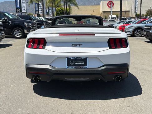 Used 2025 Ford Mustang GT Premium RWD image 9