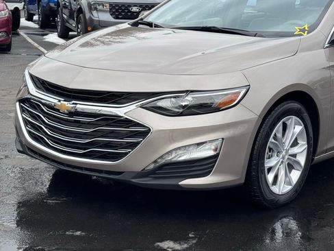 Used 2025 Chevrolet Malibu LT image 33
