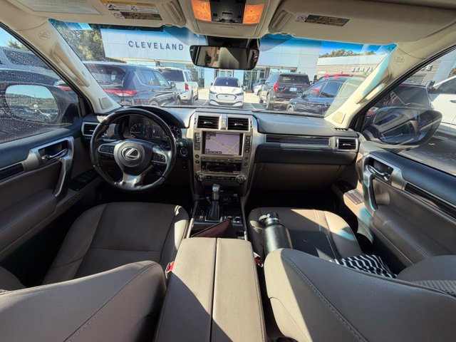 Used 2021 Lexus GX 460 Premium w/ Premium Package AWD/4WD image 6