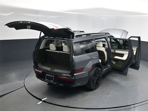 Used 2024 Hyundai Santa Fe Calligraphy image 19