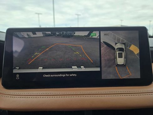 Used 2023 INFINITI QX60 Sensory w/ Cargo Package AWD/4WD image 11