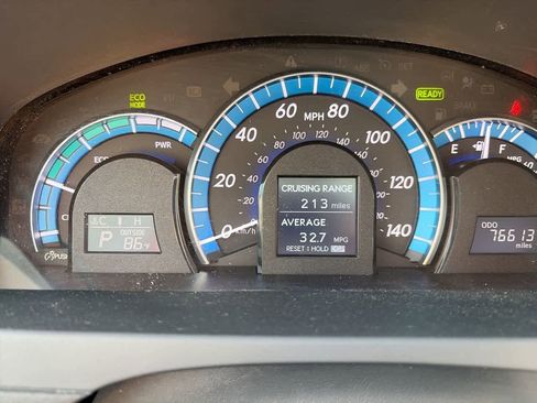 Used 2012 Toyota Camry XLE w/ Convenience Pkg FWD image 24
