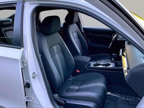 Certified 2025 Honda Civic Sport image 19