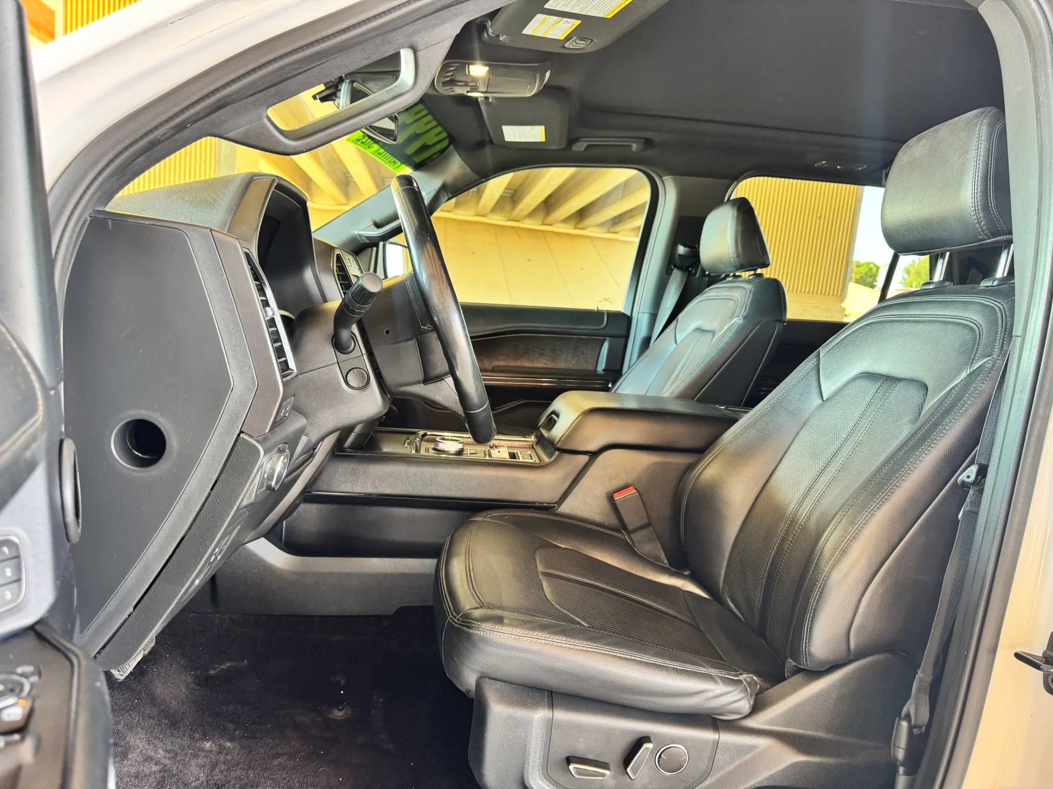 Used 2021 Ford Expedition Max Limited RWD image 11