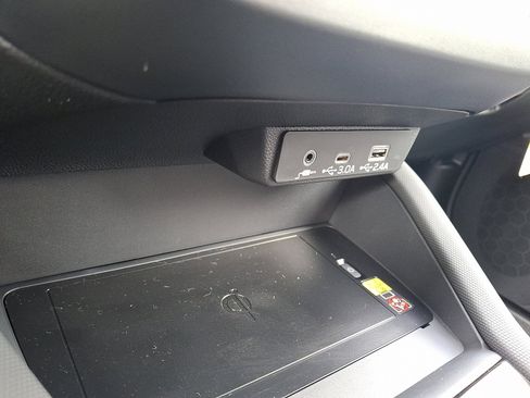 New 2025 Subaru Forester Premium image 16