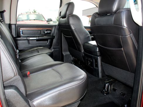 Used 2016 RAM 3500 Laramie image 21