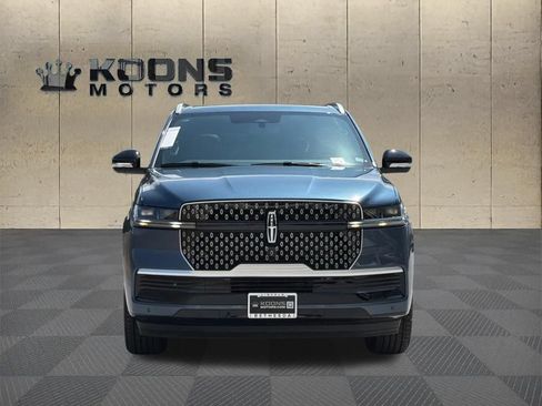 New 2027 Lincoln Navigator L Reserve AWD/4WD image 3