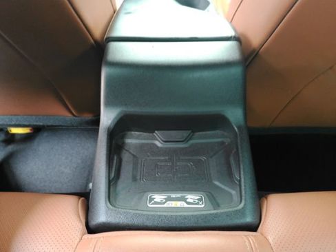 Used 2017 Chevrolet Camaro SS image 22