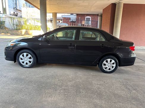 Used 2013 Toyota Corolla L FWD image 7