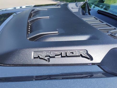 Used 2025 Ford F150 Raptor AWD/4WD image 5