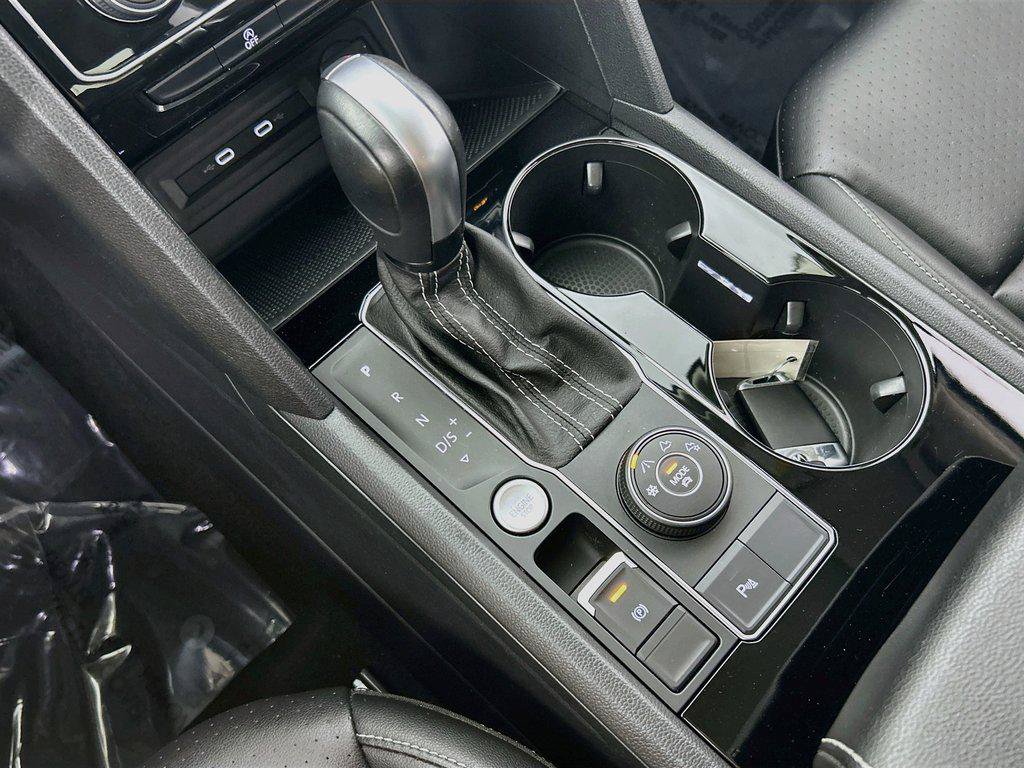 Used 2022 Volkswagen Atlas SEL AWD/4WD image 17