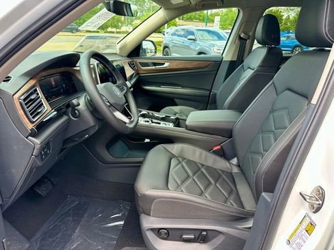 New 2026 Volkswagen Atlas SE FWD image 12
