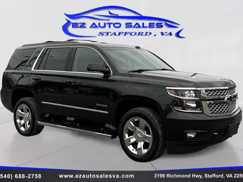 Used 2017 Chevrolet Tahoe LT w/ LT Signature Package image 3