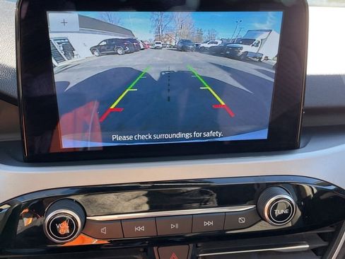 Used 2020 Ford Escape SE image 10
