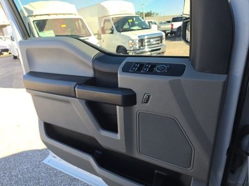 Used 2022 Ford F250 XL w/ Power Equipment Group image 12