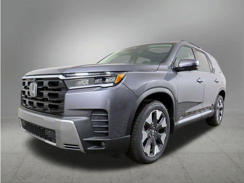 New 2026 Honda Pilot Touring image 1