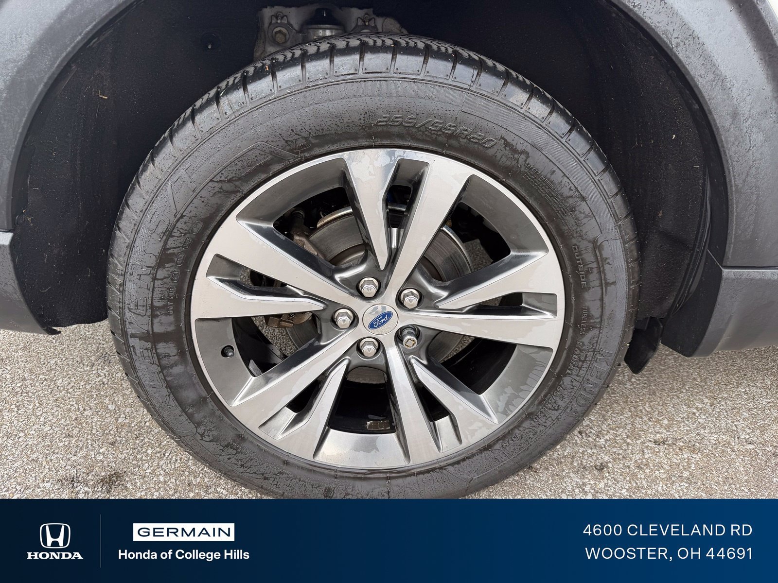 Used 2020 Ford Explorer Platinum w/ Premium Technology Package AWD/4WD image 6
