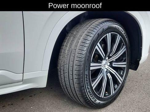 Used 2020 Volvo XC90 T5 Momentum image 16