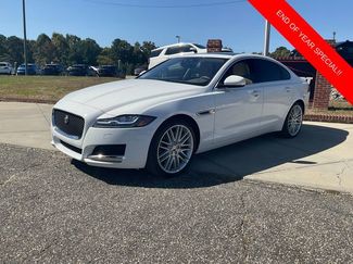 Used 2019 Jaguar XF Prestige video 2