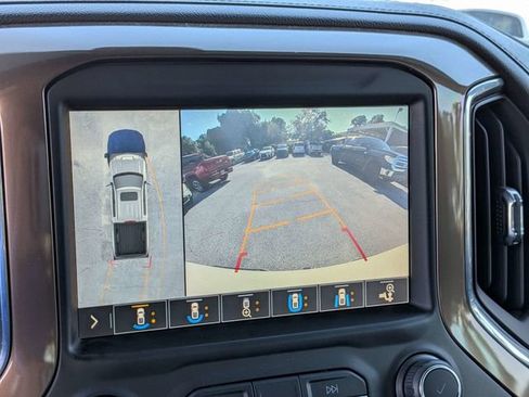 Used 2019 Chevrolet Silverado 1500 High Country AWD/4WD image 21
