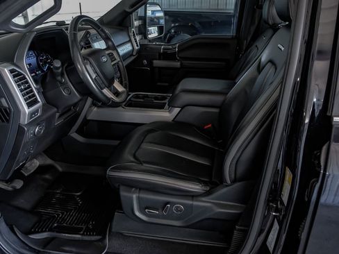 Used 2020 Ford F250 Platinum w/ FX4 Off-Road Package image 28