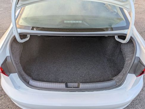 Used 2019 Volkswagen Jetta S image 7