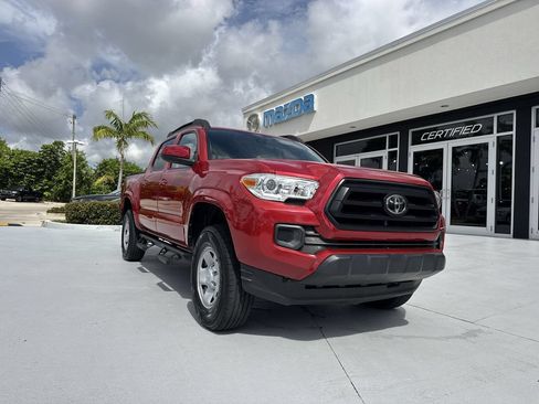 Used 2021 Toyota Tacoma SR AWD/4WD image 30