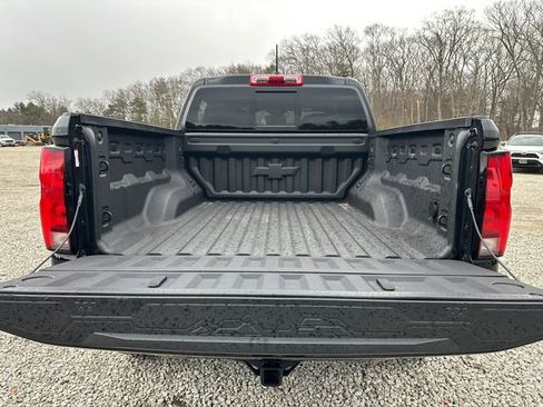 Used 2025 Chevrolet Colorado ZR2 image 13