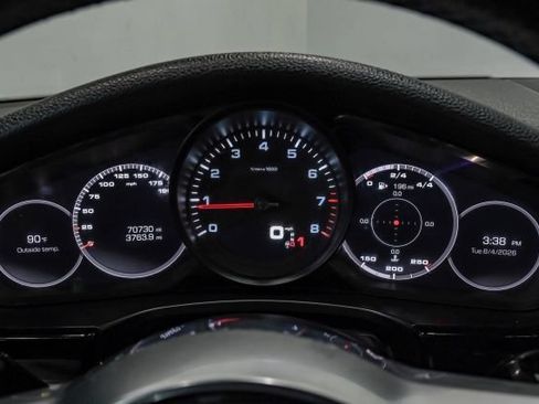 Used 2018 Porsche Panamera 4 AWD/4WD image 22