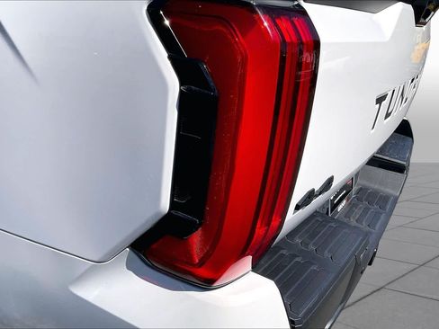 Used 2024 Toyota Tundra SR5 w/ SR5 Convenience Package AWD/4WD image 27