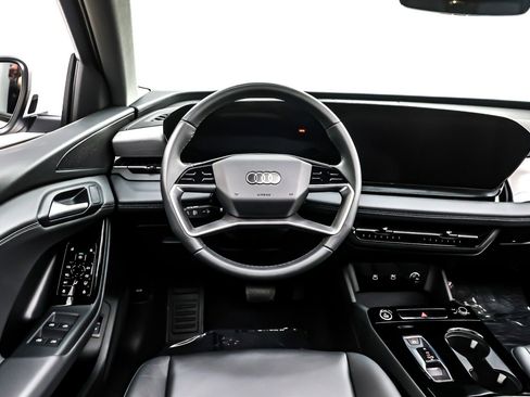 Used 2025 Audi Q6 e-tron Premium w/ Convenience Package image 6