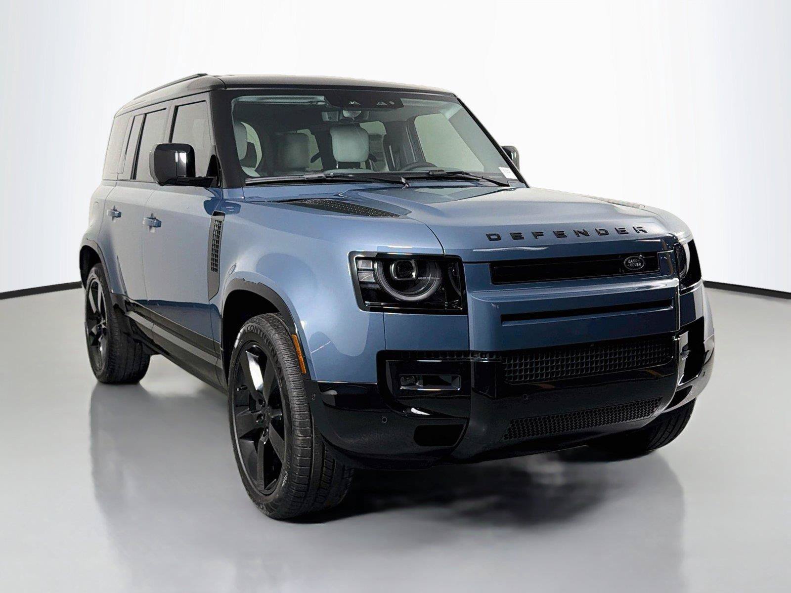 New 2026 Land Rover Defender 110 X-Dynamic SE AWD/4WD image 3