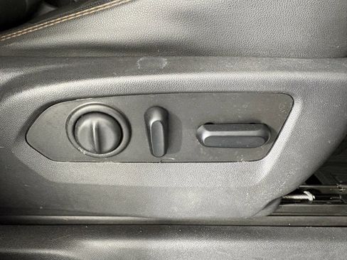 Used 2019 GMC Sierra 1500 AT4 w/ AT4 Premium Package image 40