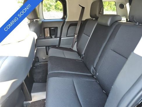 Used 2013 Toyota FJ Cruiser 4WD w/ Upgrade Pkg image 16