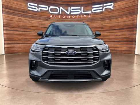 New 2026 Ford Explorer Active AWD/4WD image 9