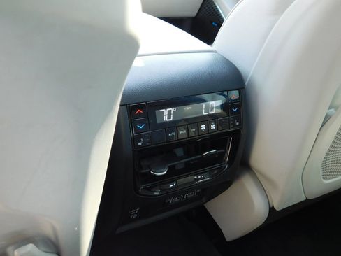 Used 2022 Jeep Grand Cherokee L Summit w/ Advanced Protech Group IV AWD/4WD image 16