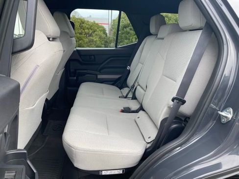 Certified 2025 Toyota 4Runner SR5 image 18